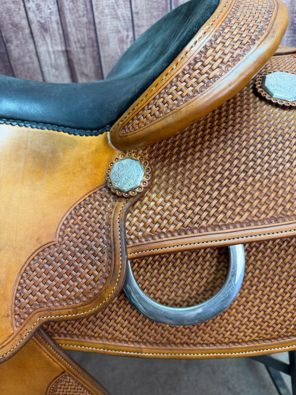 Scottsdale Saddlery 15.5”