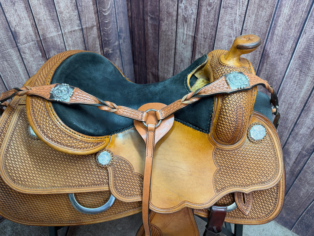 Breastcollar 1
