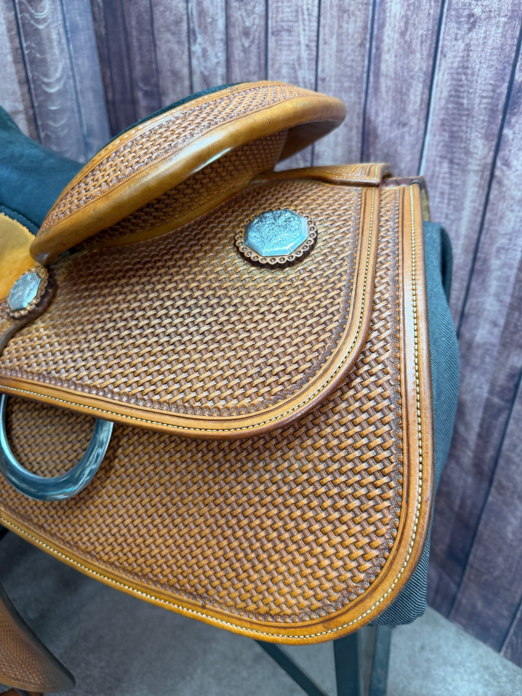 Scottsdale Saddlery 15.5”